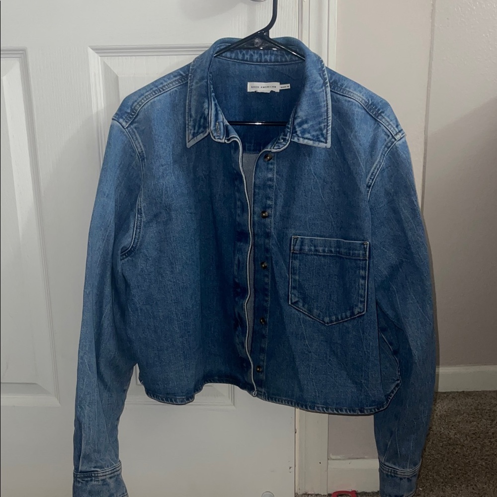 Good American Denim Button-Down Shirt Jacket in Blue